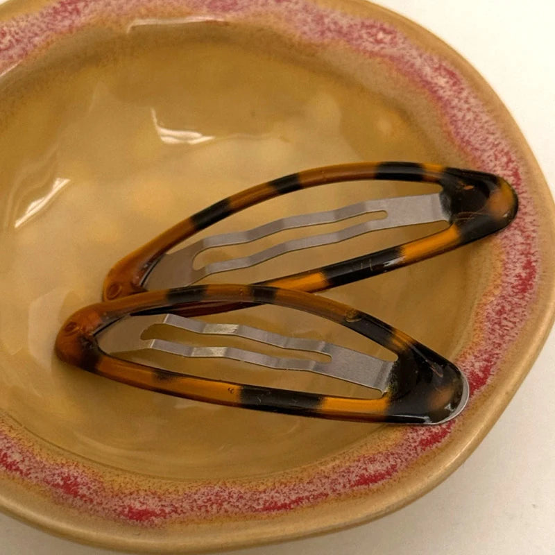 Amber Loop Hair Clip